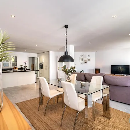 Puerto Banus Finest 2-bdrm - 50 Metres To Apartment