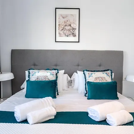 Puerto Banus Finest 2-bdrm - 50 Metres To Apartment