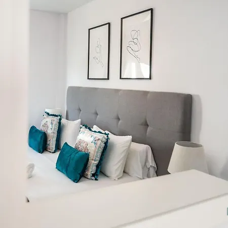 Puerto Banus Finest 2-bdrm - 50 Metres To *
