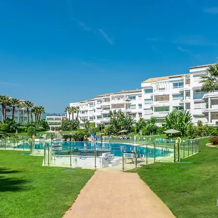 Puerto Banus Finest 2-bdrm - 50 Metres To *